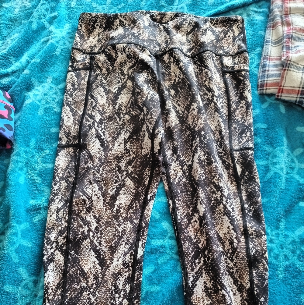 CVG Capri Length Leggings